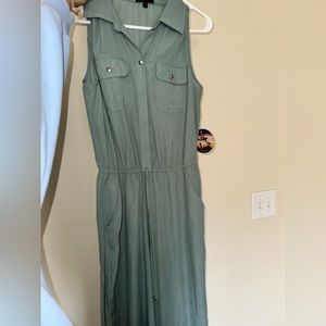 green jumpsuit size M